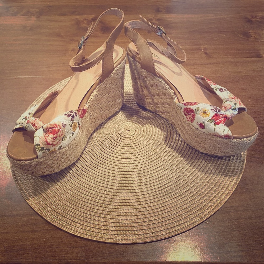 Xhilaration sandal wedges!